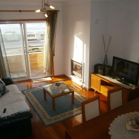 Sun, Sky And Sea Apartment *