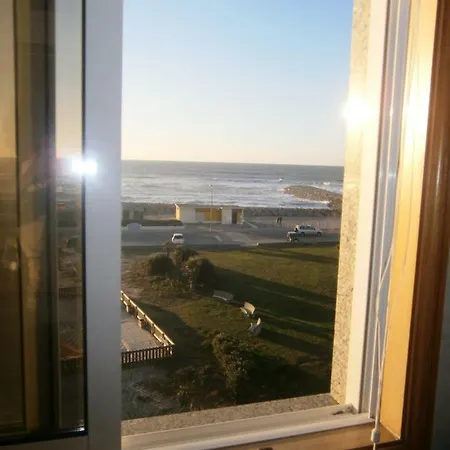 Sun, Sky And Sea * איזמוריס