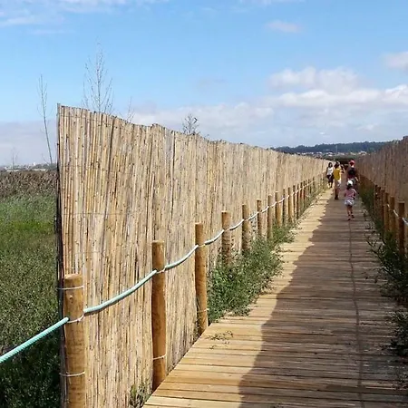 Sun, Sky And Sea Апартаменты *