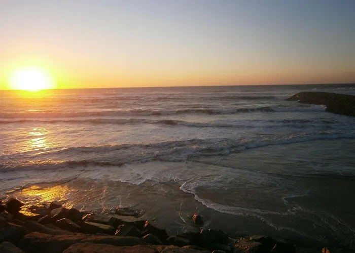 Sun, Sky And Sea